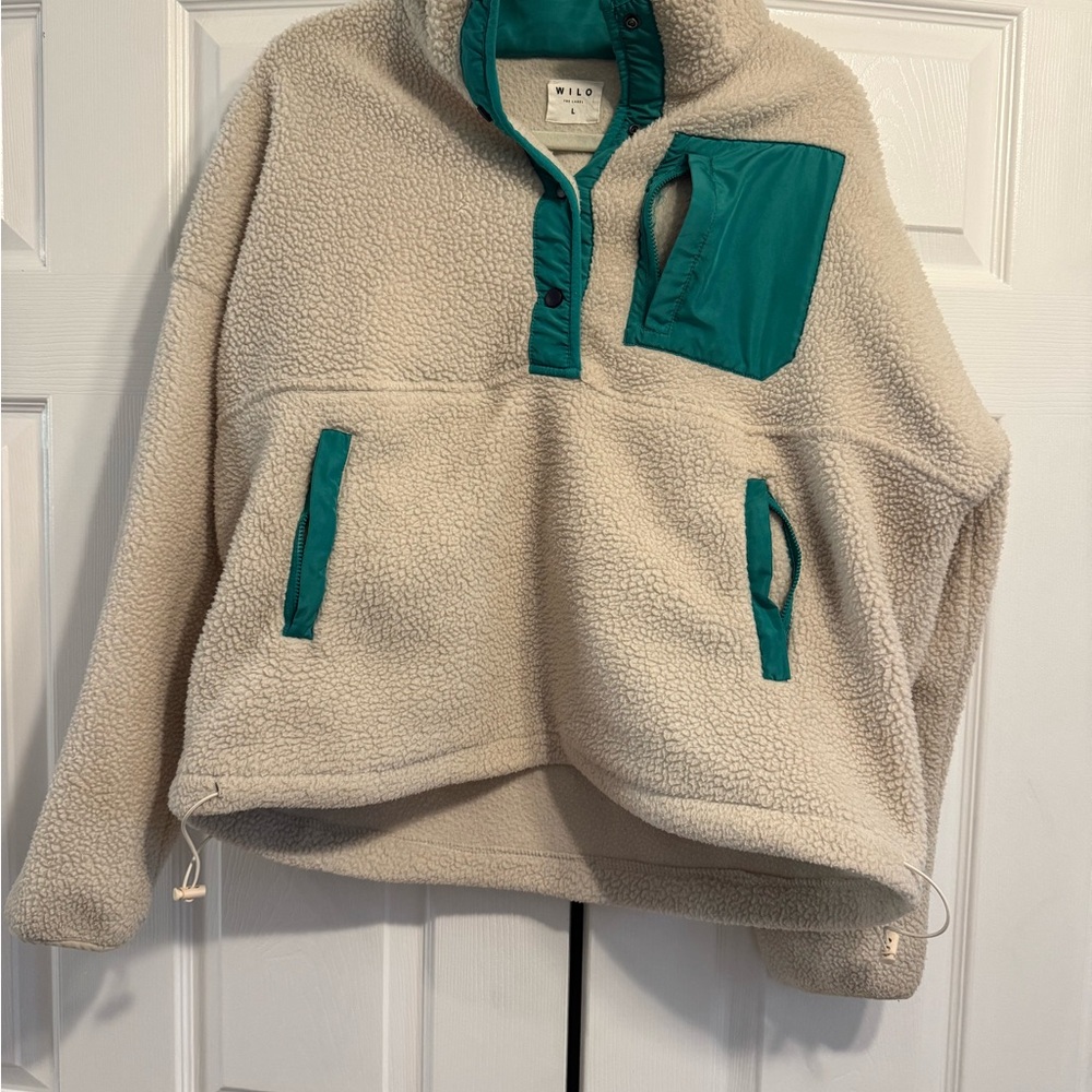 Wild Fable Cream and Teal Fleece Top